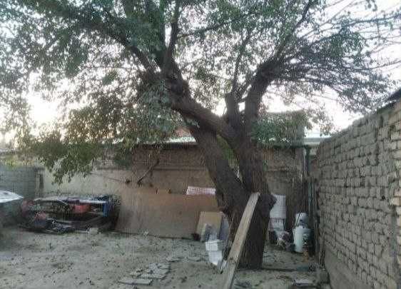 шахар марказида 3 сотик каробка холатида ховли сотувда