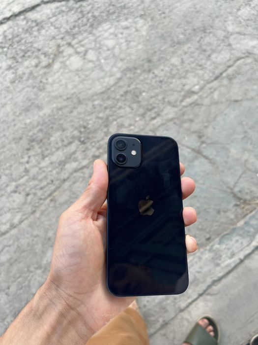 iPhone 12 xolati yaxshi joyi 64 gb yomkst 79 narx 290$