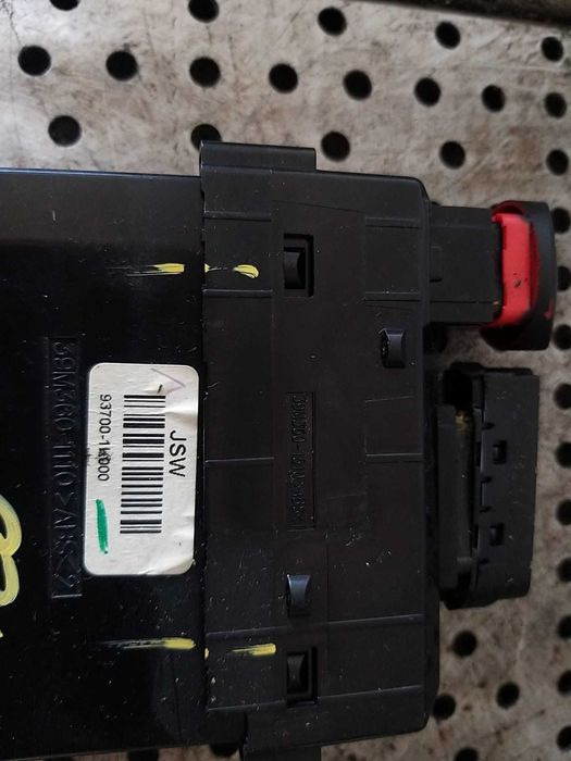 Buton avarii hyundai ix20 937001k 000