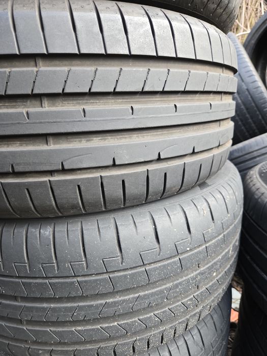2бр. 235 45 18 Dunlop летни.
