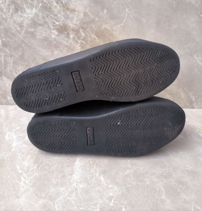 Сникърси GUESS номер 41