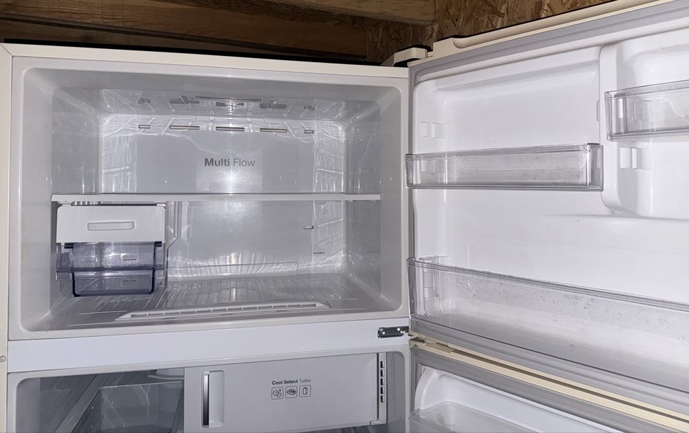 Холодильник Samsung RT5982ATBEF