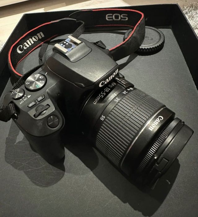 Aparat foto nou