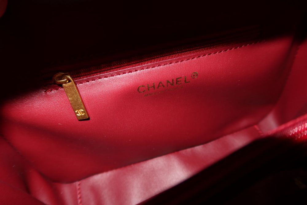 Налична дамска чанта Chanel