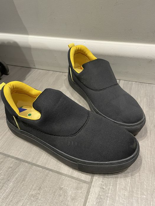 Обувки Benetton