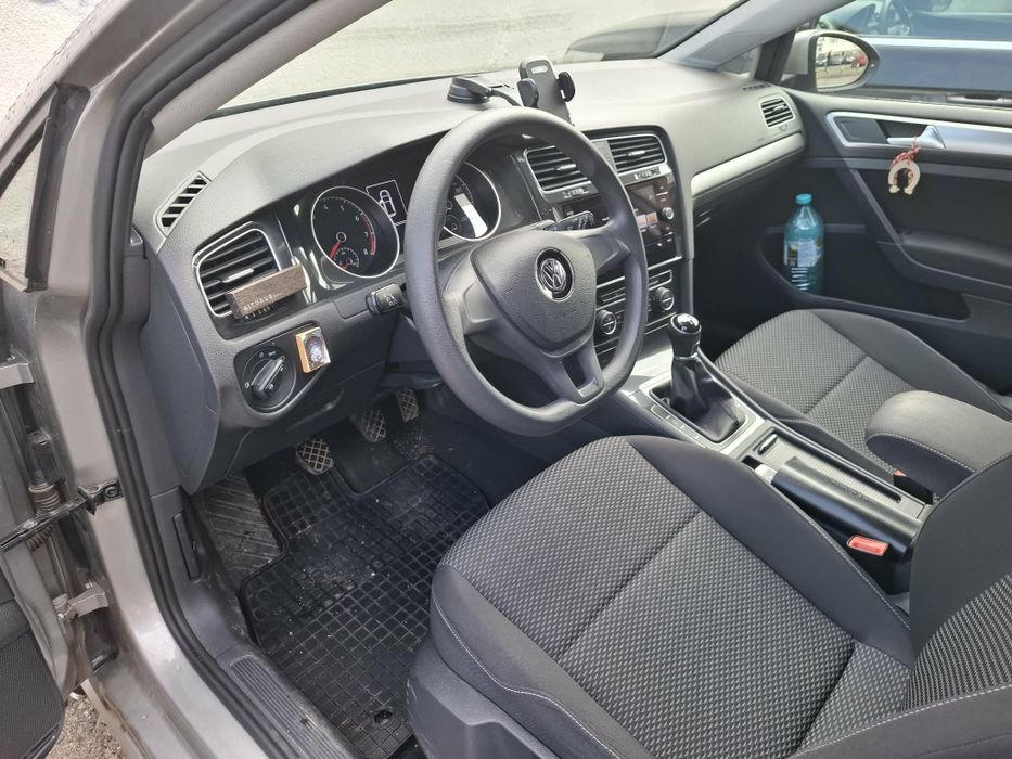 VW Golf закупен от Porsche Sofia Iztok