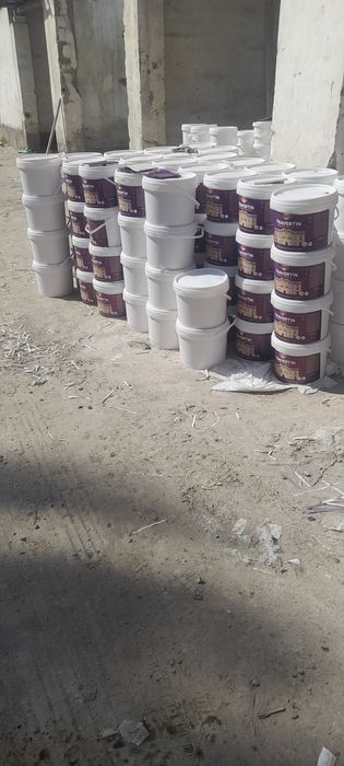 Travertin=25kg 5xil rangi bor 90ming;Gruntofka-5kg-30ming 3kg-25ming