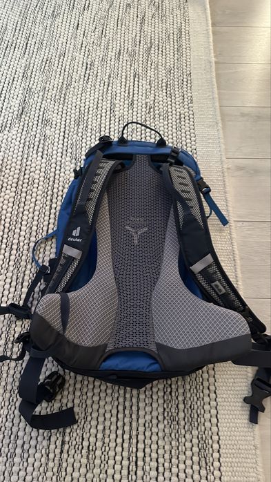Rucsac Deuter Futura 23 – stare impecabilă, folosit doar de 2 ori