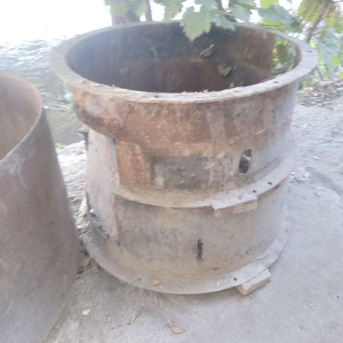 Qo'ra sotilade metale zo'r 200 qazonga bo'lade 2kalase bir choy jfifif