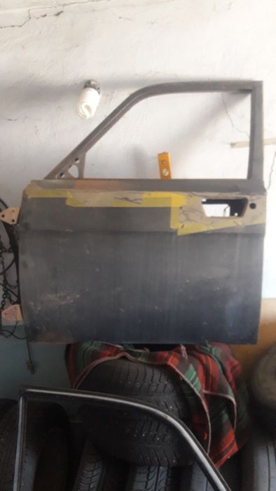 Дверь на автомобиль Газ -3110