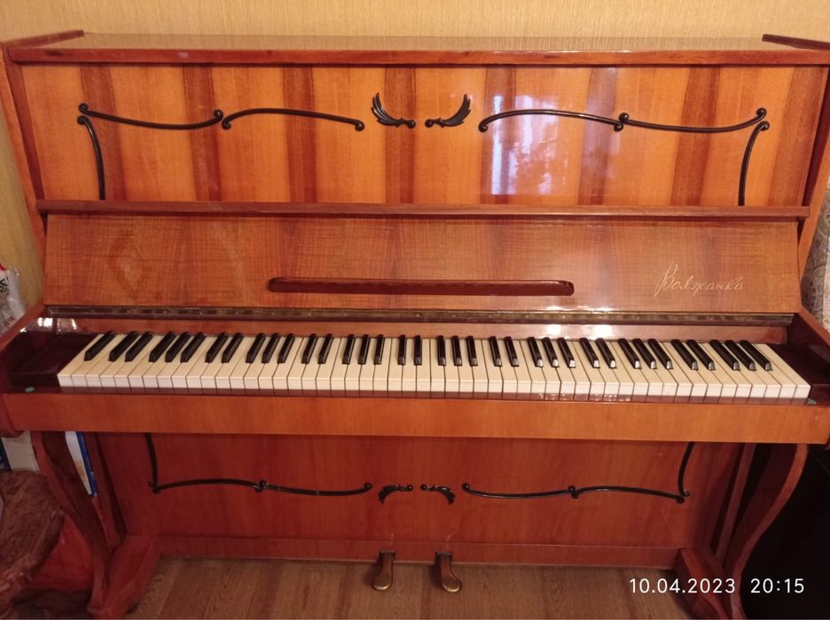 Продам фортепиано «Волжанка»