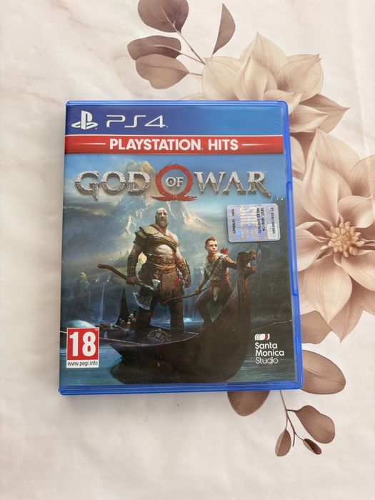 Продавам God of War