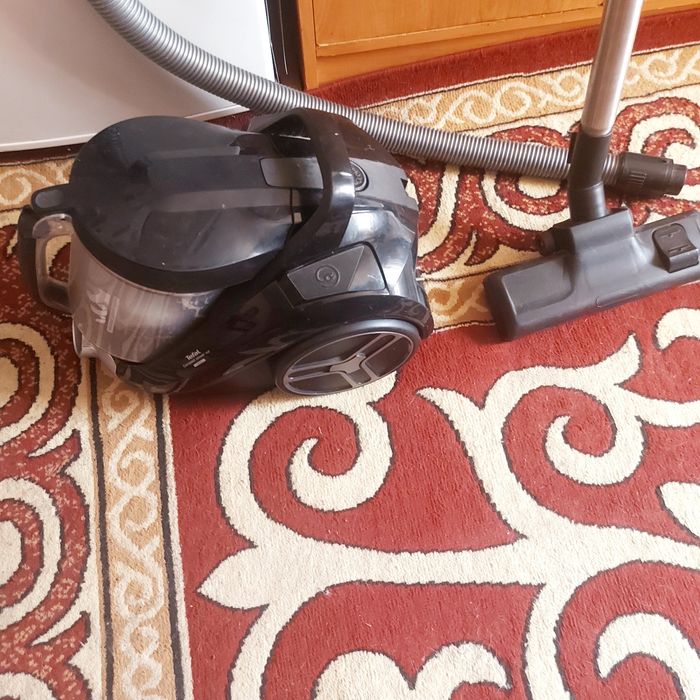Продам пылесос  Tefal.