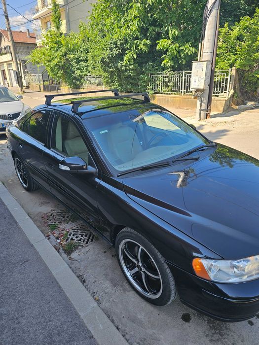 Автомобил волво s60 d5