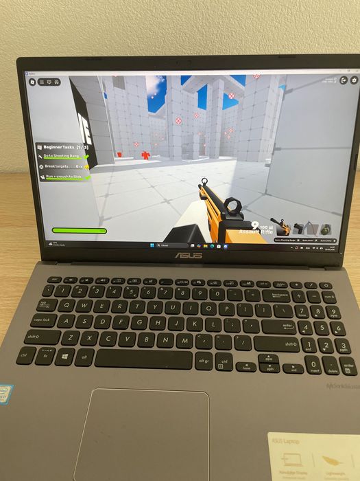 Leptop Asus procesor i 7