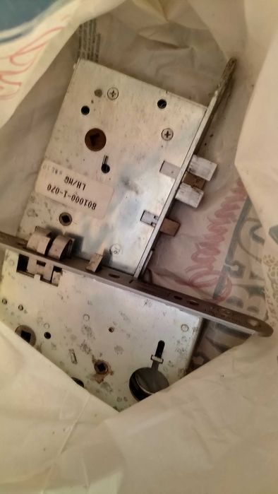 Lot 4 broaste usa functionale negociabile