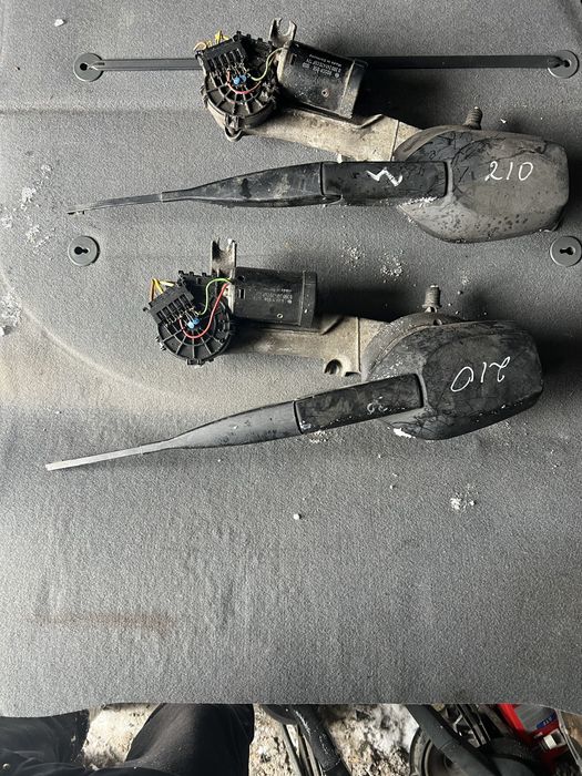 Трапеция дворников на Mercedes