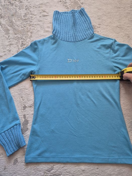 Приятен Син пуловер