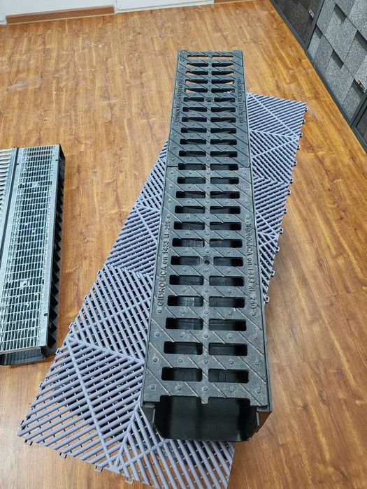 Лоток водоотводный + чугунная решётка