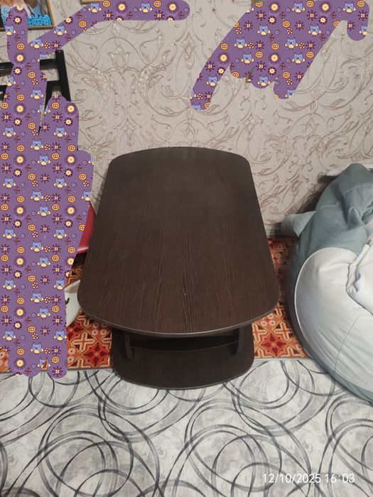 Журнальный столик