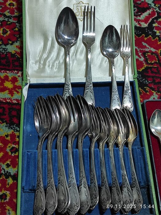 Срочно продаю Ложки Вилки из Милхёра Советских времён