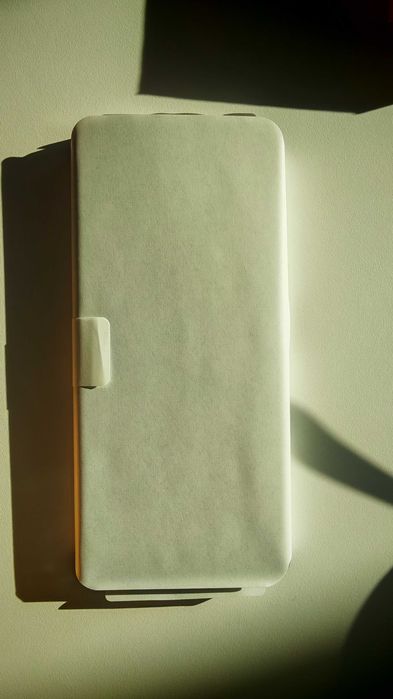 Продавам чисто нов Realme note 70T с гаранция 2 години