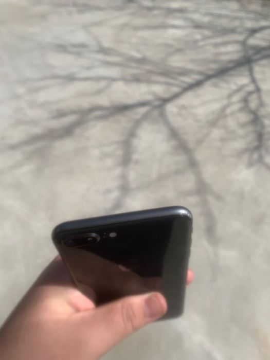 Apple 8+ айфон 8+