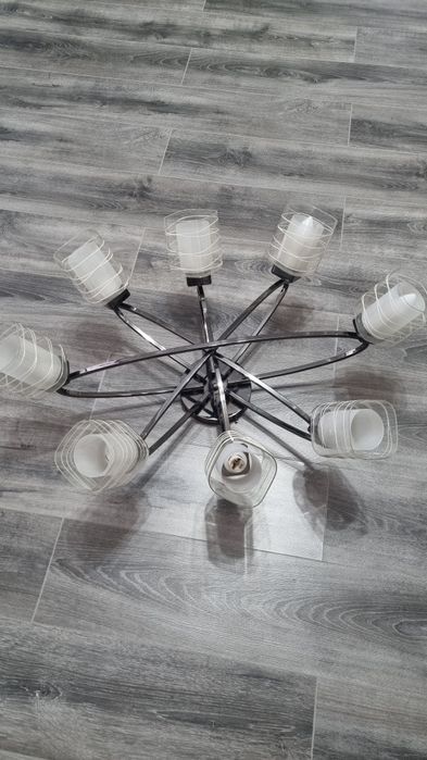 Люстра 8 рожковая