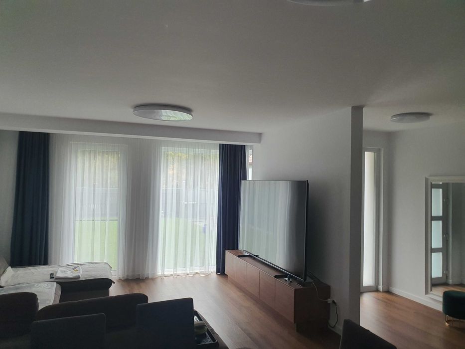 casa de vinzare în brasov linga piata astra