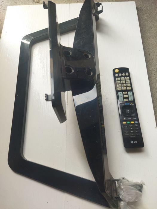 Телевизор LG 42 LM620S,Full HD,3D , smart функция