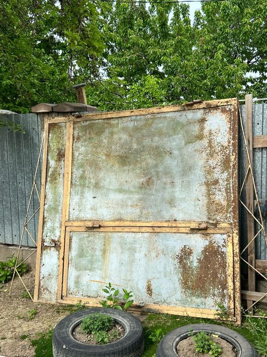 Продам металлические ворота