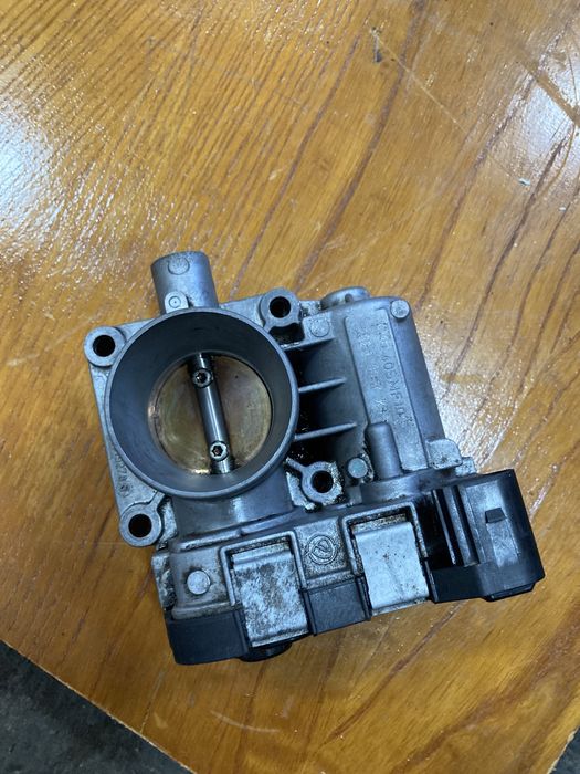 Fiat 500 1.2i 2011година Дросел Клапа