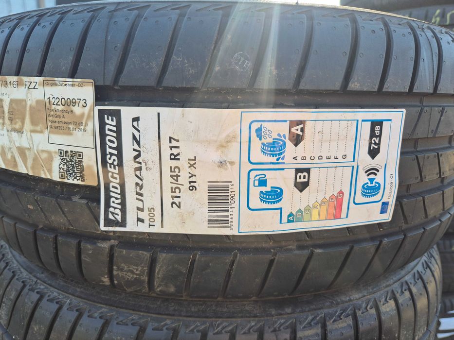 4 Anvelope de VARA - 215/45/17 - BRIDGESTONE - NOI - DOT 2018 !