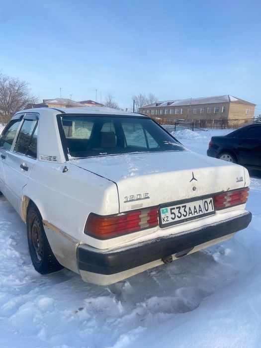 Мерседес Бенц 190