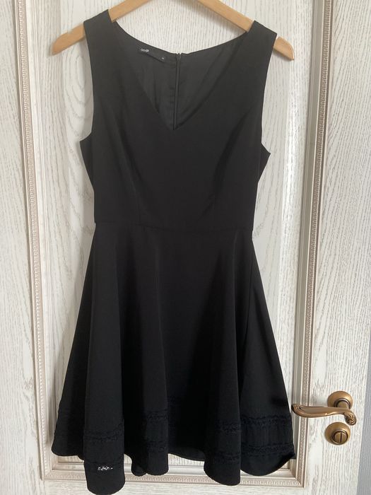 Продам платья женские