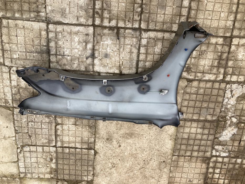 Ляв калник за тойота хайлукс/ Toyota hilux 02-05г