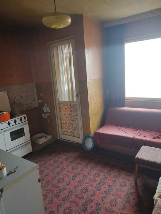 Продава се Тристаен апартамент в Червен бряг - 85 кв.м за 480 €/кв.м - Снимка #1