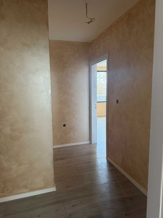 Продава се Двустаен апартамент в Плевен, Широк център - 73 кв.м за 753 €/кв.м - Снимка #3