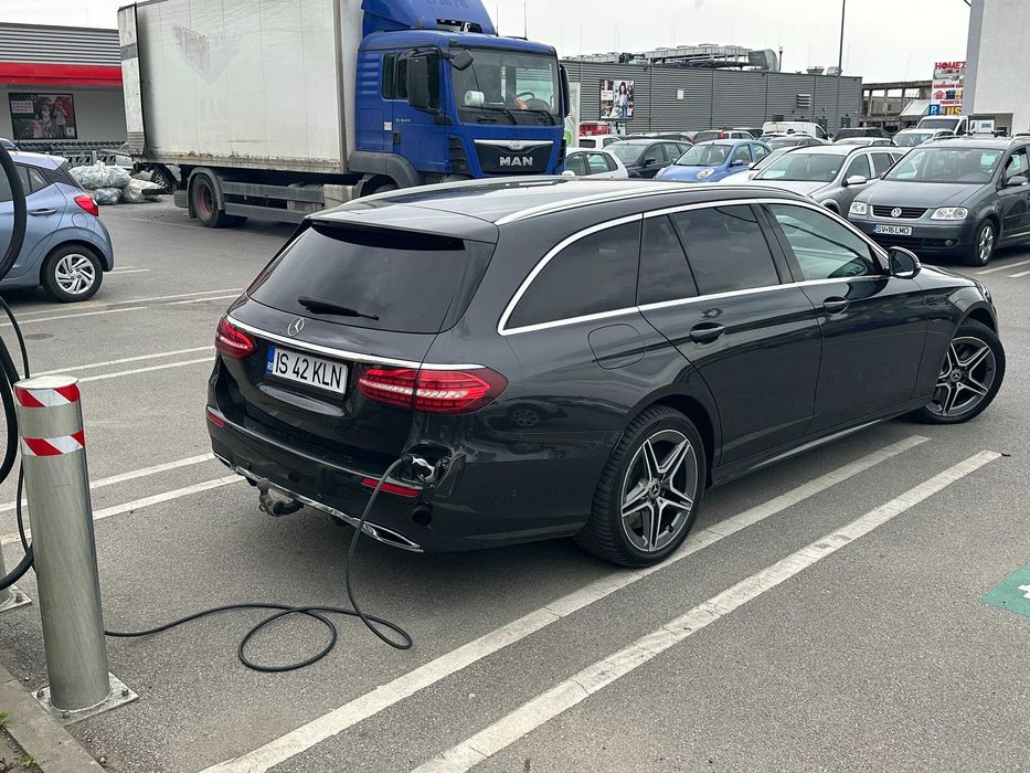 Mercedes E 300 de AMG 2022 plug in hybrid facelift accept variante !