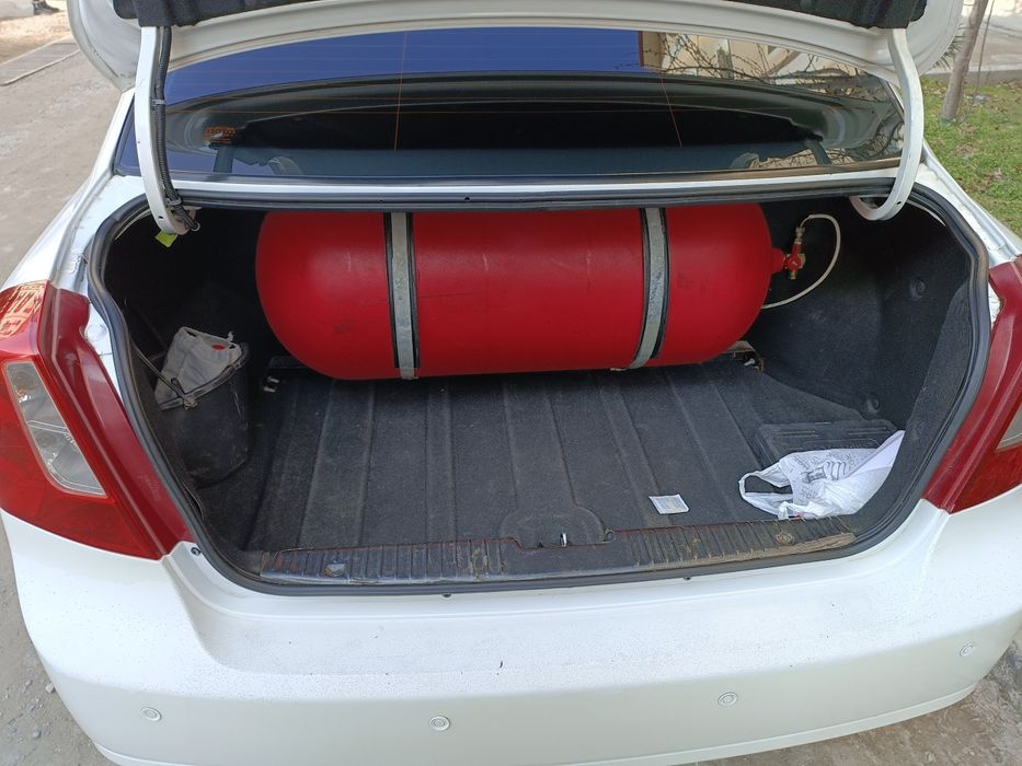 Lacetti 1.6 отличном состояний