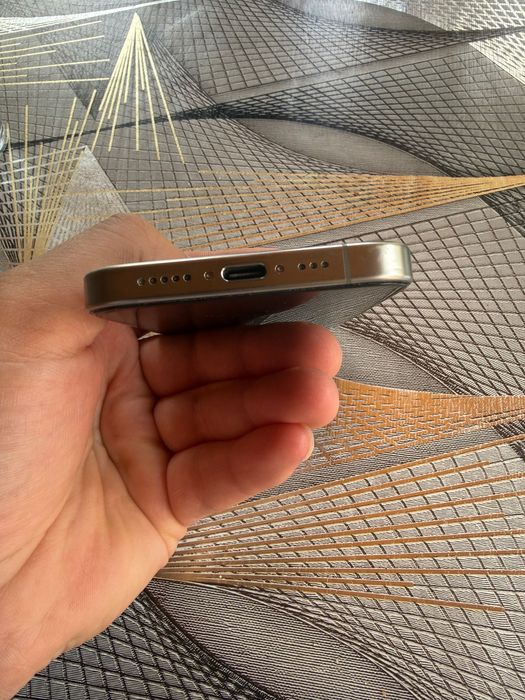 Iphone 15 pro…..