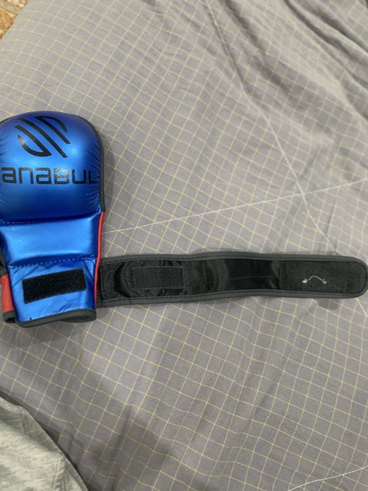 Перчатки для мма