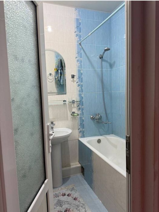 Продаётся на Карасу-6 3ком