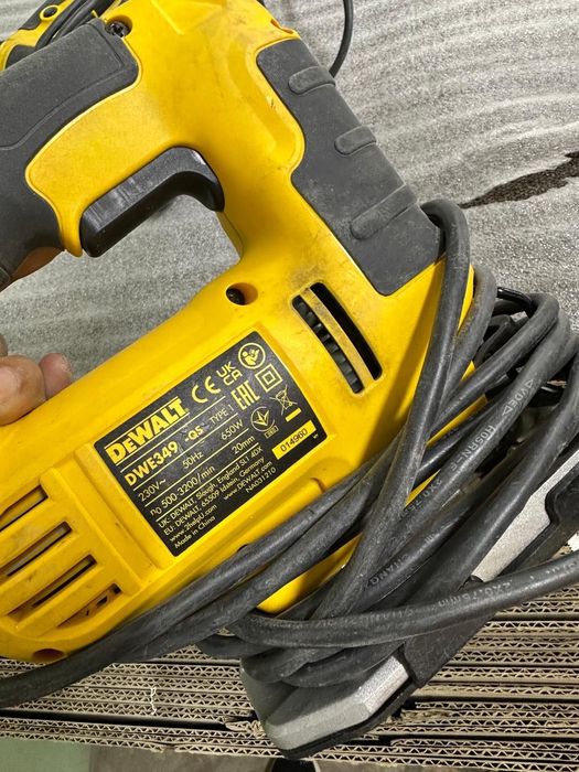 Продам электролобзик