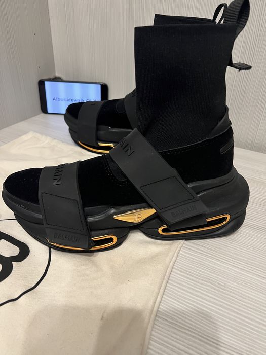 Sneakersi balmain 38 originali