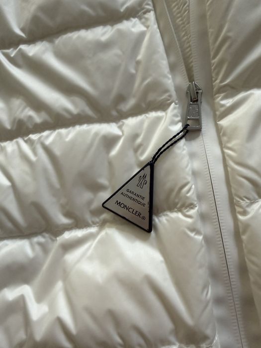 Moncler куртка оригинал мужская