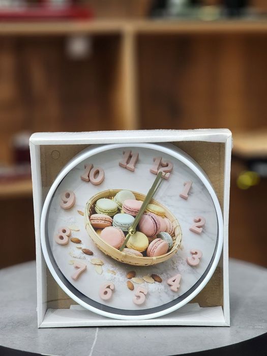 На стенные часы, соат soat