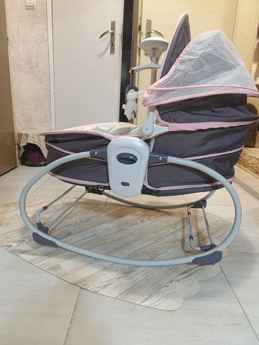 Бебешко кошче/шезлонг Mastela 5в1 лилав с музика и вибриране.