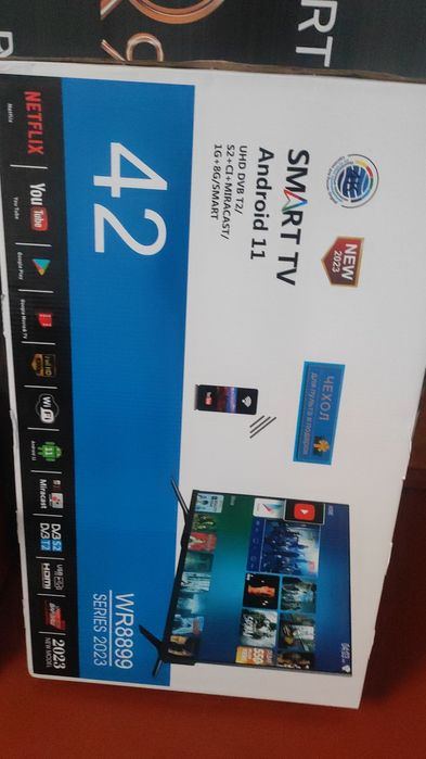 Смарт ТВ интернет Ютуб всё есть Телевизор