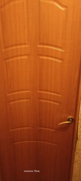 Продам двери б/у.